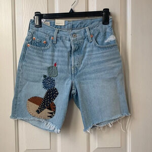 Levi’s 501 90’s embroidered short raw hem size 23